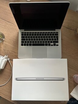 MacBook Pro (Retina, 13-inch, Early 2015) - 8