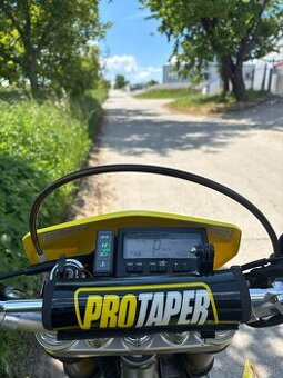 Suzuki DR-Z 400SM (2006) - 8