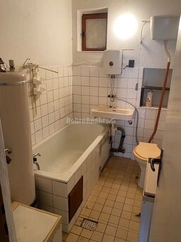 DOBRÉ REALITY -PREDAJ - Rodinný dom v obci Kremnické Bane, o - 8