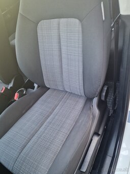 Kia Venga 1.4 CVVT LX SR - 8
