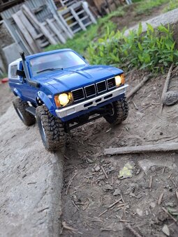 PREDÁM RC CRAWLER - 8