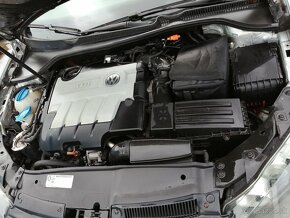 Volkswagen Golf 6 2,0tdi 81KW - 8
