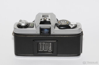Minolta XG-9, MD Rokkor 1,4/50mm - 8