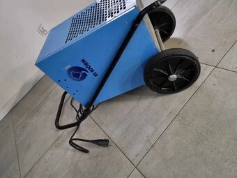 Švédsky odvlhčovač s absorbérom vlhkosti ELBjorn A60-BT - ve - 8