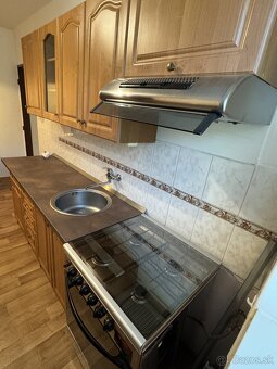 3- izbový byt na Lánskej PRENÁJOM - 8