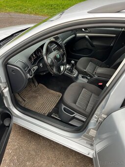 Škoda Octavia - 8