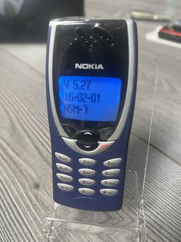 .:  Nokia 8210 - original Modra + Červená - 8