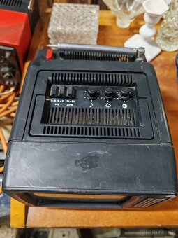 Retro televízory - 8