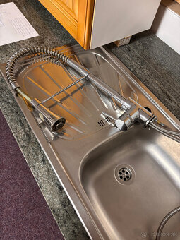 Kuchyňská linka masiv borovice - 8