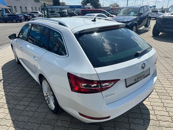 Škoda Superb Combi 2.0 TDi Style DSG - 8