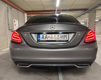 Mercedes C - 8