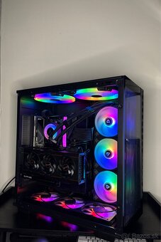 Ryzen 7 9800X3D | 7900XTX 24GB | 64GB RAM | 2.5TB | 1200W - 8