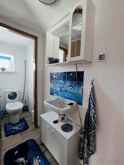 ‼️RODINNÝ DOM - S KRÁSNYM POZEMKOM NA PREDAJ, BYSTRIČANY - - 8