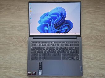 Lenovo IdeaPad Pro 5 14" OLED R7 8845HS;32GB/1TB;zaruka - 8