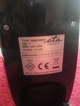 Tyčový aku vysávač Eta - 8
