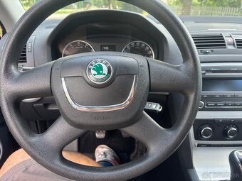 SKODA OCTAVIA - 8