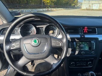 Škoda Superb - 8
