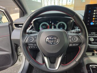 Toyota Corolla Combi 2.0 Hybrid GR Sport + Dynamic - 8