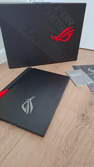 Asus ROG Strix - 8