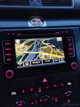 Volkswagen Passat Variant B7 2.0tdi DSG - 8