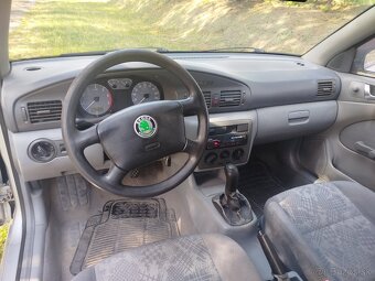Škoda Octavia 1.6 benzín 55kW - 8