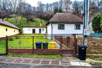 GIRALTOVCE-veľký pozemok 2.196 m2, podpivničený dom, 3xizba - 8