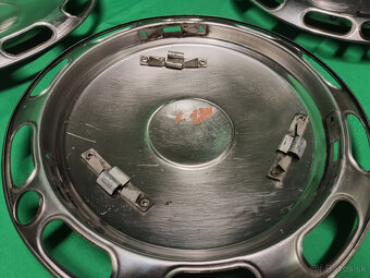 Predám 4 puklice na BMW 1600-2002 cca 1970 13" - 8