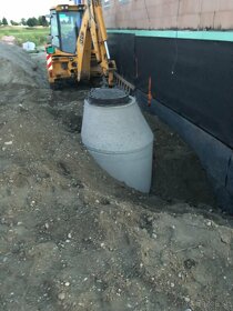 Zemne , vykopove, buracie prace -JCB 3cx - 8