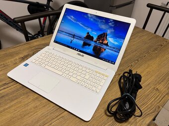 15.6/Asus Notebook/4GB RAM/320GB SSHD/Intel HD 2GB Graf - 8