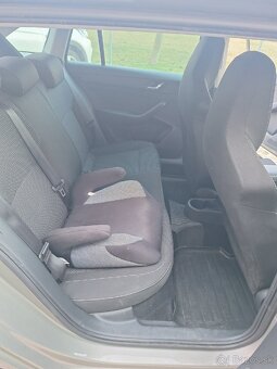 Škoda Rapid Spaceback 1.4tsi DSG - 8