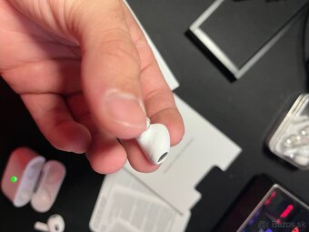 AirPods pro 3 - 8