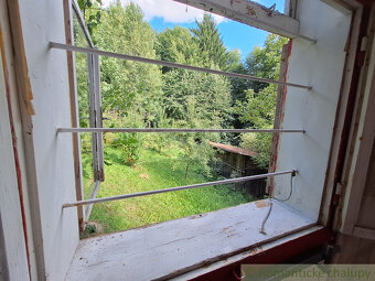 Zachovalá drevenica uprostred prírody, na okraji Turzovky - 8