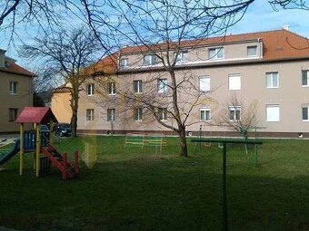 1-izb. byt, Odborárska ul., Nové Mesto, 2.p./2 - 8