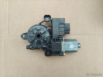 motorček okna Superb 3, Octavia 3 - 8