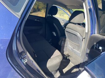 Huyndai i30 80kW r. 2009 - 8