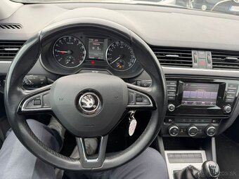 ŠKODA OCTAVIA COMBI 1.6 TDI - 8