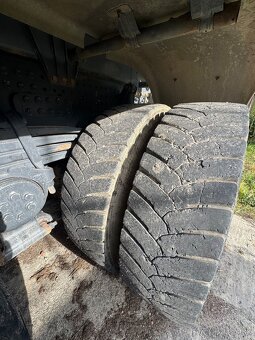 Mercedes Arocs 8x6 - 8