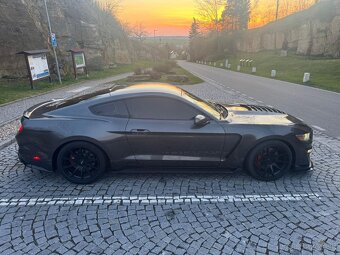 Ford mustang 5,0 - 8