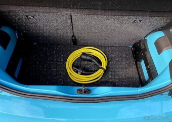 VW e-Up - PREDAJ AJ NA SPLÁTKY - 8