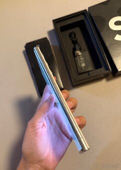 Samsung Galaxy S22 ultra - 8