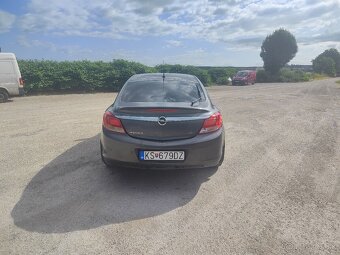 Opel Insignia 2,0 Cdti M6 - 8
