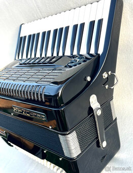 Nový akordeón BELTUNICA VIVALDI 80 basový - 8
