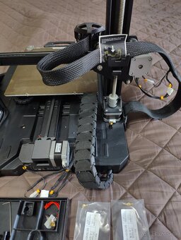 Predám 3D tlačiareň Creality Ender 3 S1 Pro + úpravy a prísl - 8