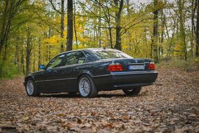 BMW 740iL E38 - 8
