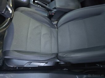 Volkswagen golf 6 1.6tdi 77kw DSG automat - 8