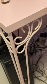 Ružový písací stôl - 8