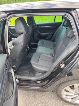 ŠKODA OCTAVIA COMBI - 4, 1.5 TSI e-TEC DSG 150 k – TOP STAV - 8