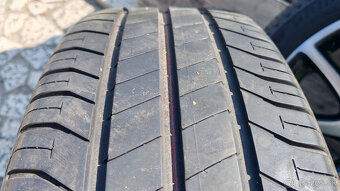 5x100 R17 --- TOYOTA YARIS - 8