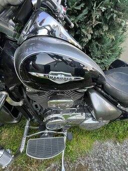 Suzuki VL800 Volusia (2005) - 8