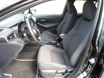 Toyota Corolla Combi TS 1.8 Hybrid e-CVT 72kW kamera,navi,LE - 8
